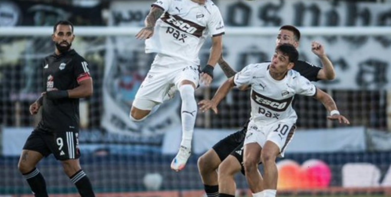 Platense y Deportivo Riestra no se sacaron ventajas en el Torneo Apertura