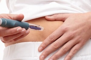 Las autoridades sanitarias remarcan que estos medicamentos no deben considerarse tratamientos cosméticos