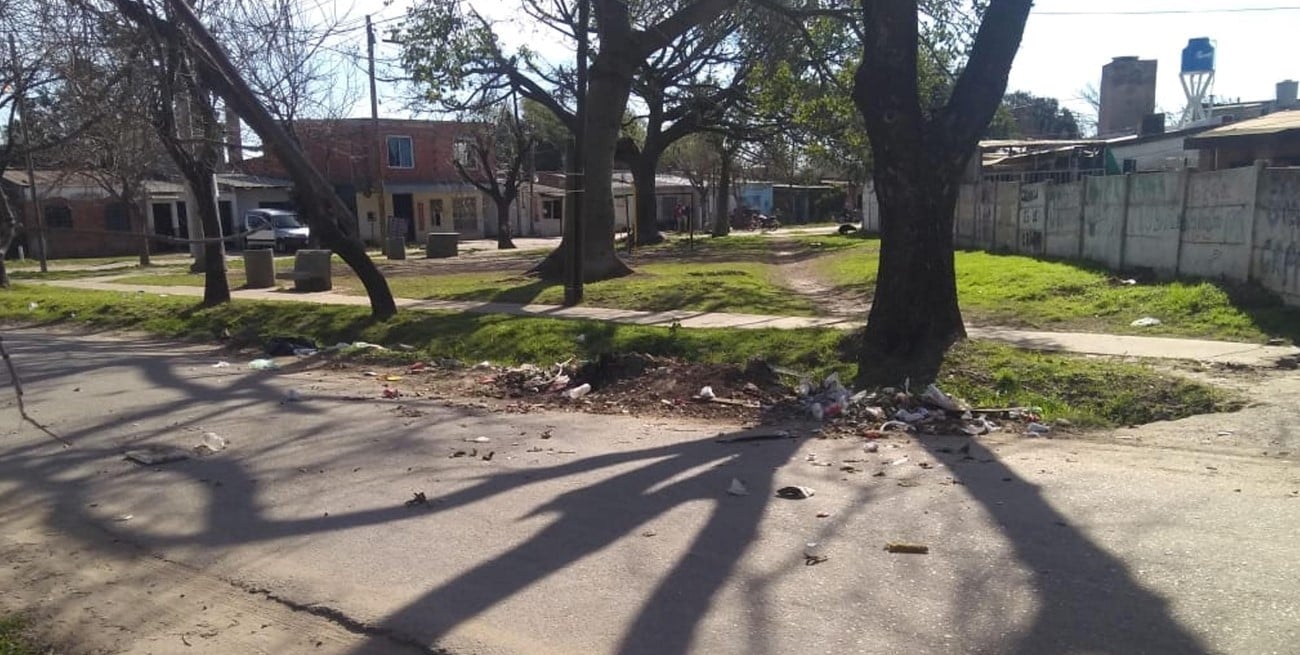 Vecinos de barrio Ciudadela denuncian robos por los techos