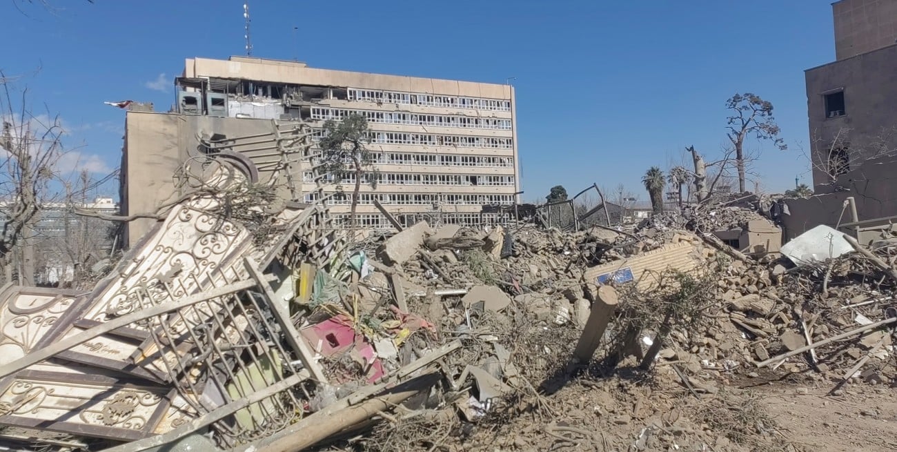 Israel y Estados Unidos golpean objetivos estratégicos en el corazón de Irán