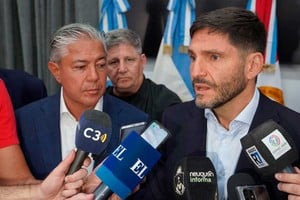 Pullaro firmó un histórico convenio con Neuquén. El Litoral estuvo presente. Foto: Fernando Nicola