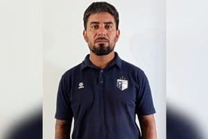 Sebastián Servín, DT de La Salle. Foto: gentileza.