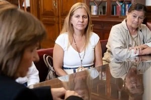 Bullrich recibió a la familia de Giuliani y pidió acelerar su liberación en Venezuela.