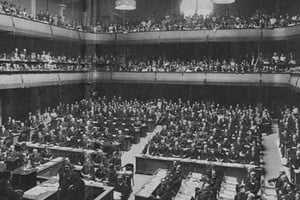 En Ginebra, la Liga de las Naciones debatía la inclusión de Alemania.