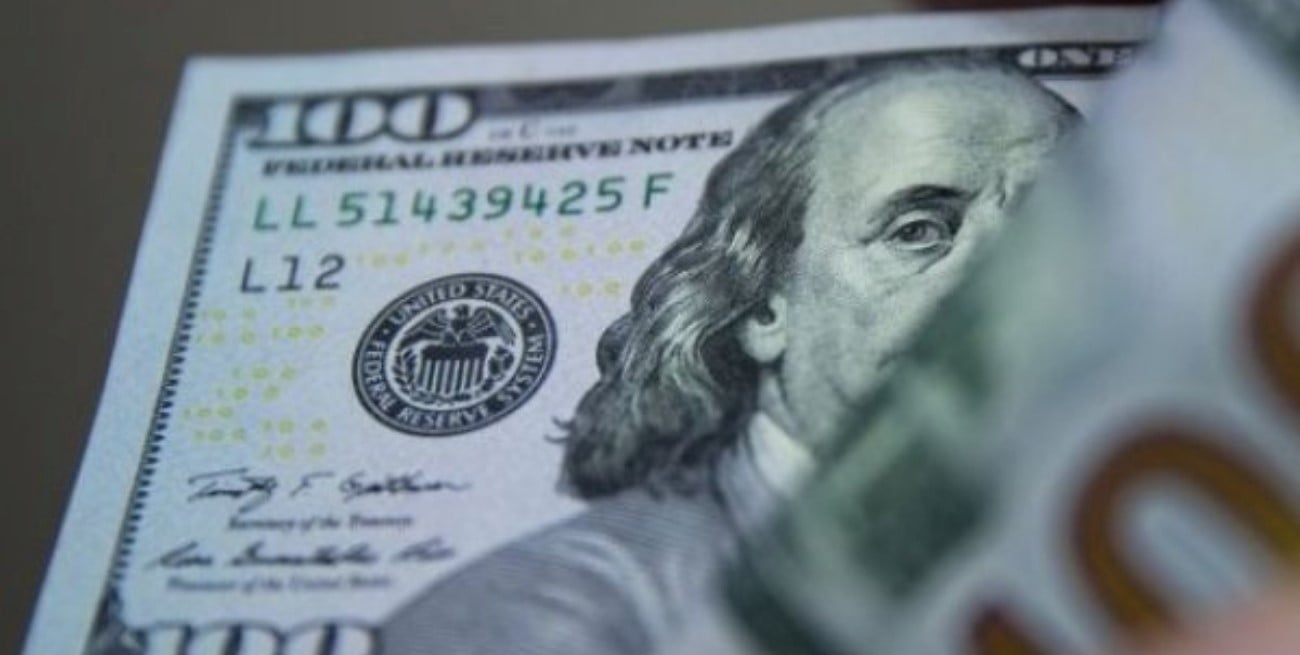 Así cerró el dólar en los bancos argentinos este jueves 23 de abril