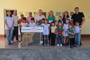 Michlig agradeció el compromiso de los docentes