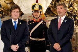 Mahiques junto a Milei este jueves. Crédito: Gobierno Nacional