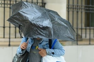 El SMN emitió alerta por tormentas para este sábado en varias provincias. Crédito: Flavio Raina.