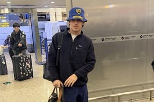 Colapinto aterrizó en Shanghai para disputar el Gran Premio de China, segunda fecha del año.