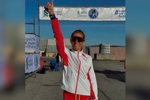 Candela Cerrone se impuso en los 42K de Malvinas.