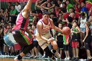 Rivadavia se llevó todo de su paso por Paraná. Foto: Prensa CAB.