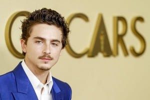 Timothée Chalamet bajo fuego.