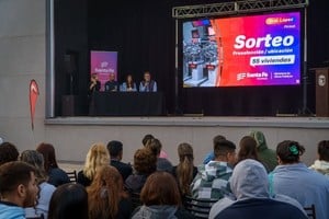 El sorteo se televisó en vivo desde Lotería.