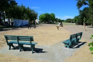 Bancos y juegos. Flavio Raina.