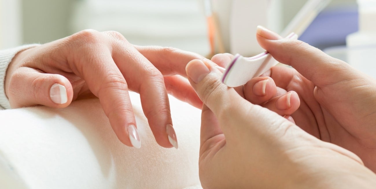 Por qué la manicura italiana será tu favorita este invierno