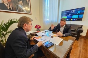 Borla y Estévez analizaron la implementación de políticas ambientales en el departamento San Justo