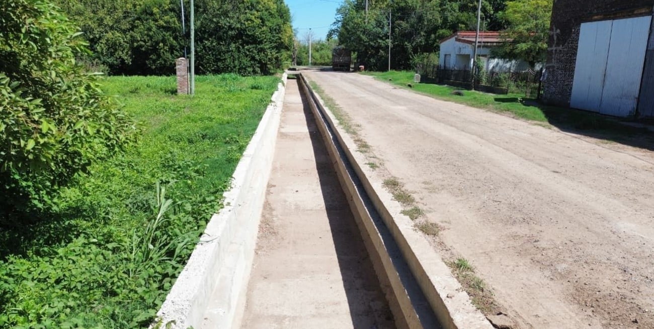 Finalizan obras de desagües en la localidad de Bustinza