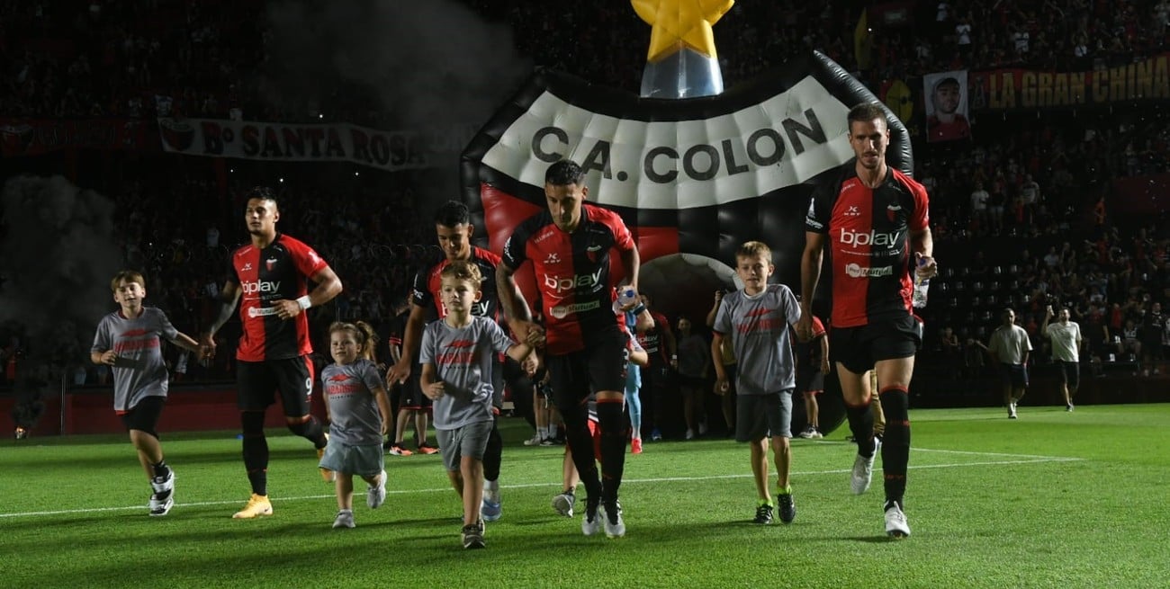 El ritual de Colón cada vez que juega en casa: se hace imbatible