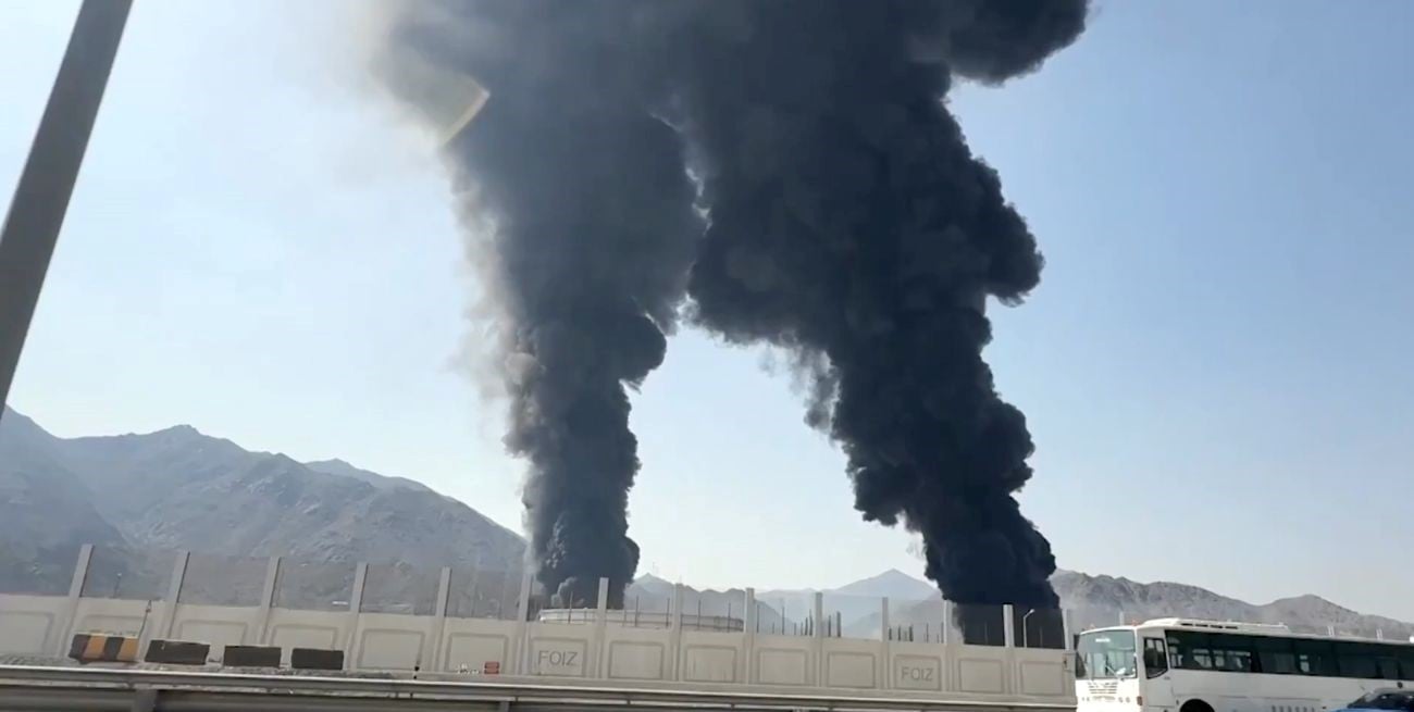 Trump busca una coalición naval tras el ataque iraní a la mayor refinería de los Emiratos