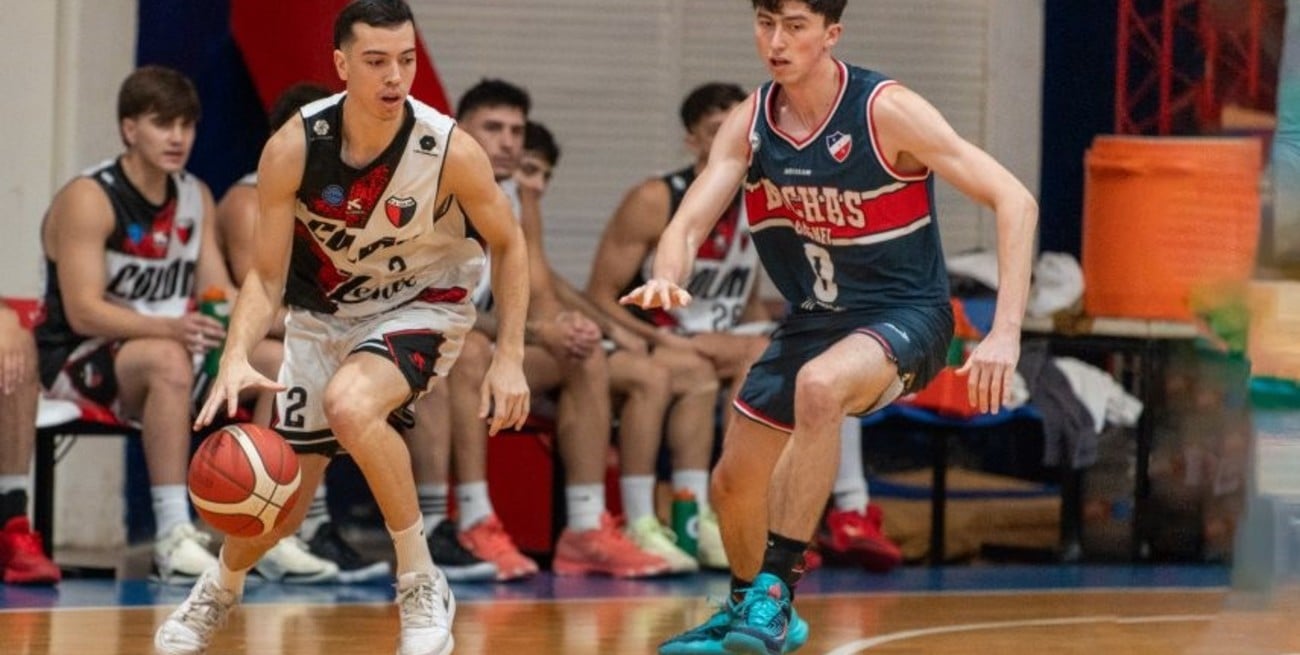 Colón se recuperó con un triunfazo en Colonia Caroya y quedó al borde de la permanencia