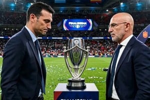 La UEFA anunció la suspensión del partido que debían disputar la selección argentina y la selección española de fútbol.