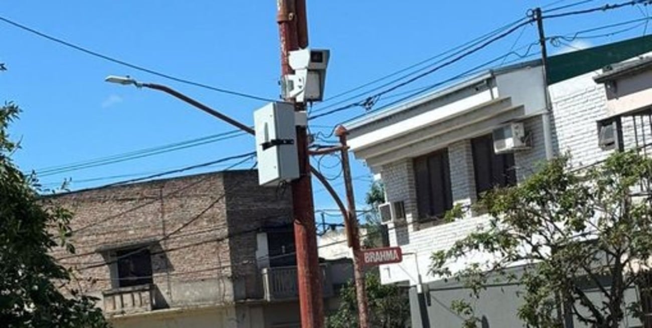 Prueban un radar de velocidad en un sector clave de Santa Fe
