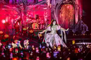 Chappell Roan acaparó el segundo día del Lollapalloza con su estética gótica. Foto: Gentileza Lollapalooza.