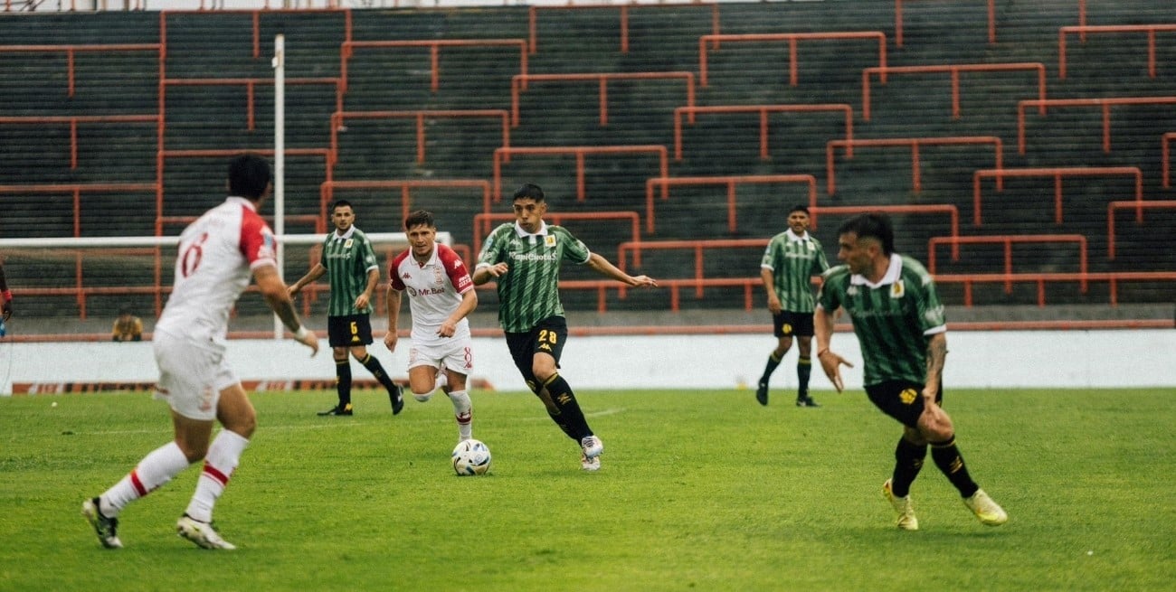 Aldosivi empató con Huracán, sigue sin ganar y mira de reojo la tabla