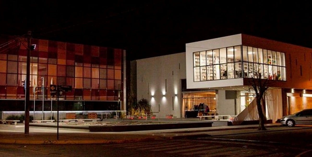 La memoria como protagonista: Franck premió los relatos del certamen "Abuelo, contame tu historia"