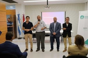 El lanzamiento contó con la presencia del intendente Juan Pablo Poletti y el secretario de la Agencia Provincial de Seguridad Vial (APSV), Carlos Torres. 