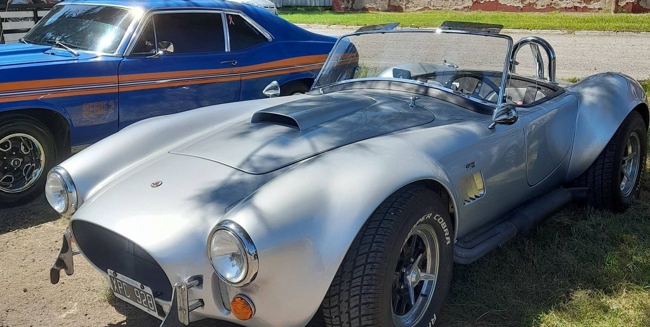 Multitudinario encuentro de autos clásicos convirtió a Nuevo Torino en epicentro regional