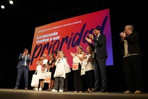 Encuentro interministerial en el Centro Cultural ATE Casa España. Foto: Gobierno de Santa Fe