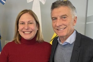 La diputada Gisela Scaglia junto al ex presidente Mauricio Macri.