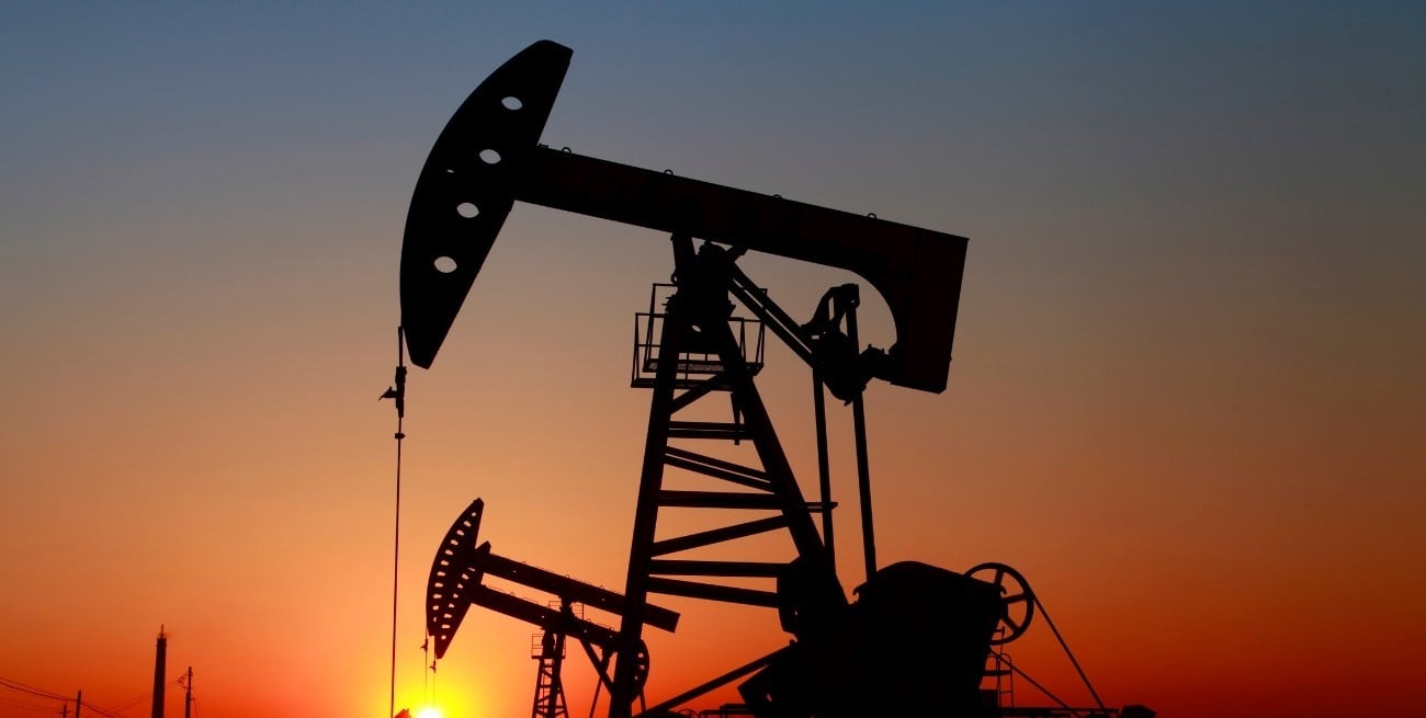 Sigue alto el valor del petróleo por el conflicto en Medio Oriente