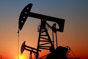 El crudo se dispara y crece la tensión por su efecto económico.