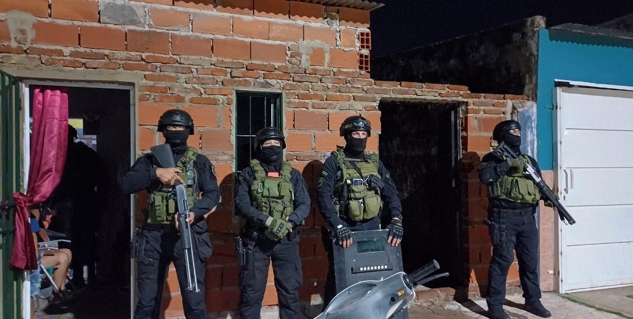 Dos mujeres detenidas con cocaína, dinero y celulares en Santa Fe