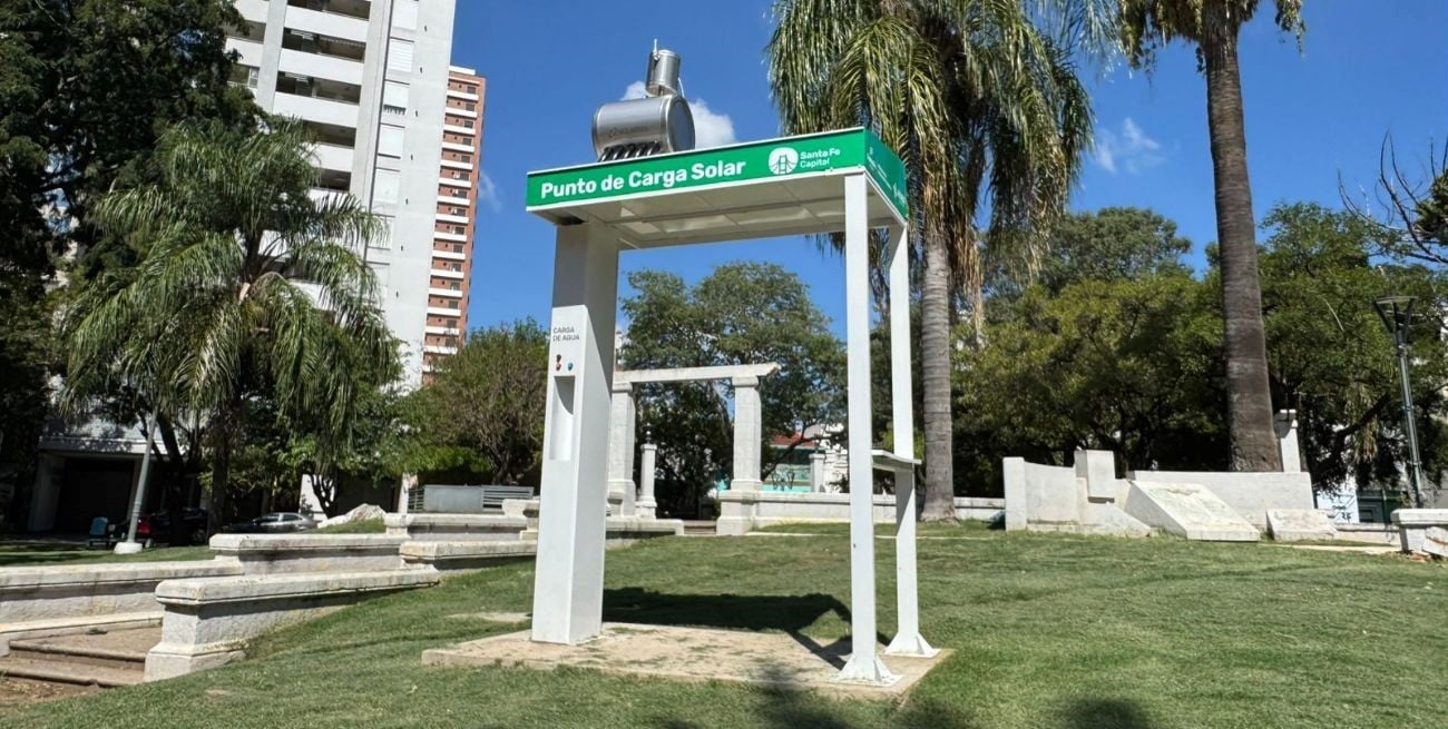 Desde este viernes funcionará un nuevo punto de carga solar en la ciudad de Santa Fe