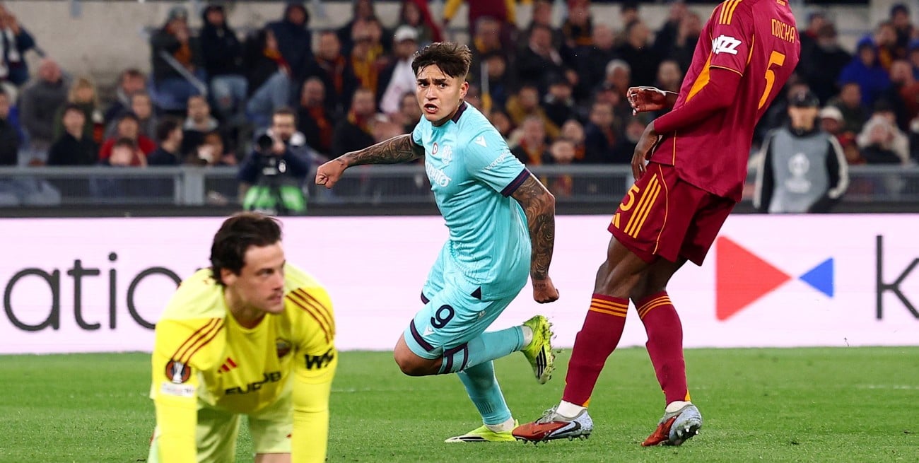 Con gol de Santiago Castro, Bologna eliminó a Roma y se metió en cuartos de final

