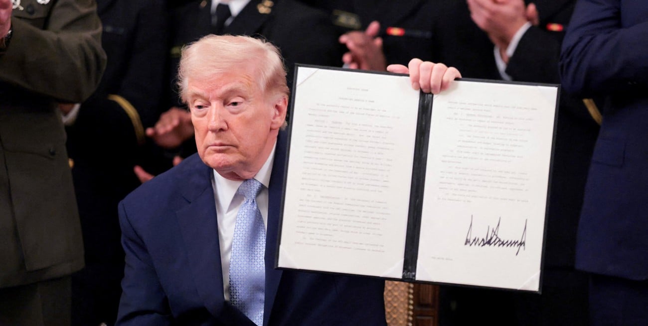 Trump cuestionó a miembros de la OTAN por el control del Estrecho de Ormuz
