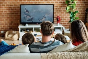 Plataformas "on demand" se imponen frente a las grillas de la TV por cable.