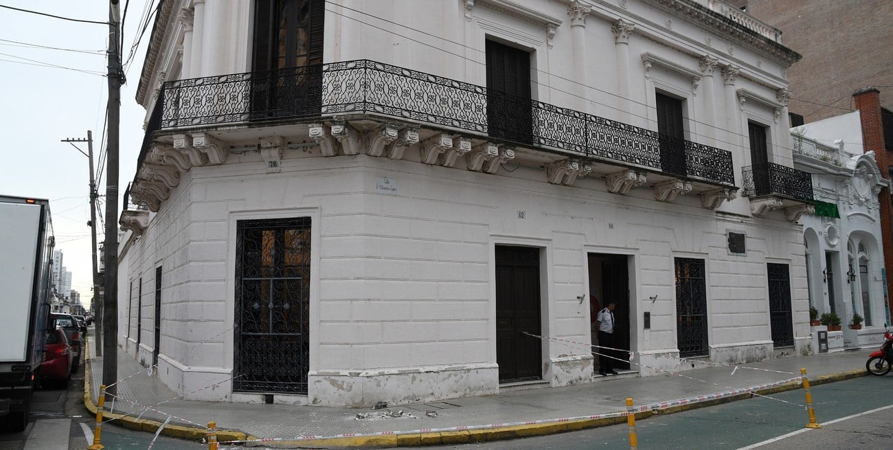Se desprendió mampostería de la Casa del Brigadier aunque descartan daños estructurales