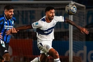 Atlético Tucumán venció a Gimnasia y logró su primer triunfo