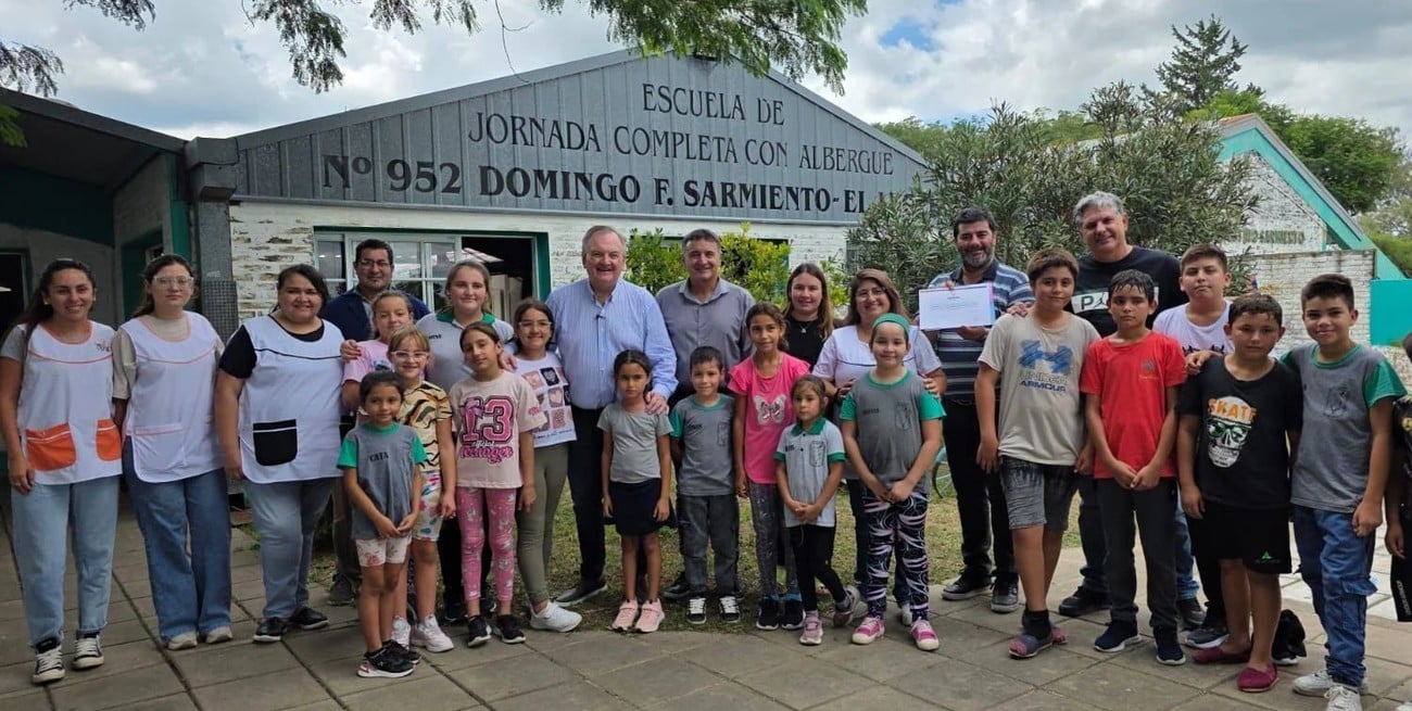 Aportes FANI para obras y equipamiento en escuelas de La Cabral y paraje El Lucero