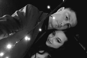 Tina Rouge en voz y Lucas Cantero en piano serán los protagonistas, junto a artistas invitados. Foto: Gentileza de los artistas