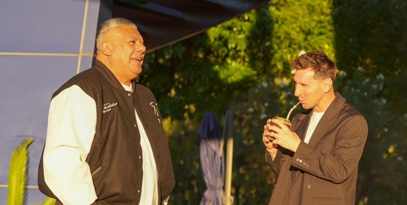 El encuentro de Messi y Tapia en la previa de los amistosos de la selección argentina

