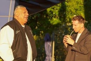 “¡Bienvenido, capitán! Llegó el mejor del mundo (y con los mejores mates). TODOS JUNTOS”, escribió el “Chiqui” en el posteo.