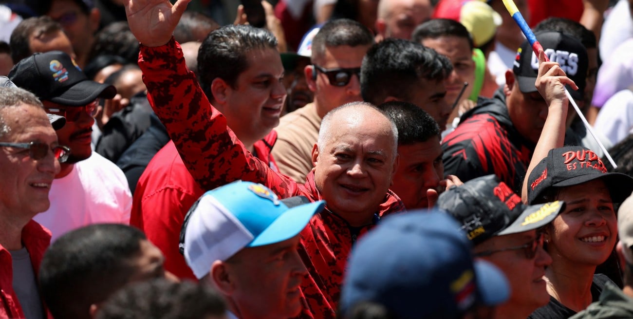 Chavismo exige el fin de sanciones mientras crecen protestas por salarios en Venezuela