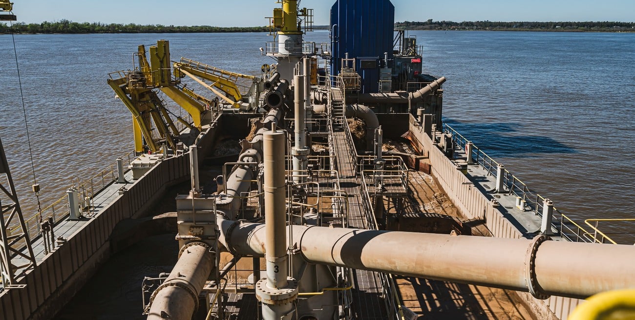 Jan de Nul impugna a DEME por irregularidades en la oferta para dragar la hidrovía