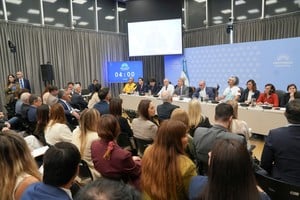 Casi 200 expositores participaron en la audiencia por Ley de Glaciares.