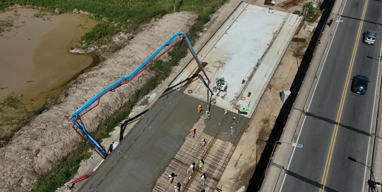 El nuevo puente Santa Fe–Santo Tomé alcanzó un 37% de ejecución de obra